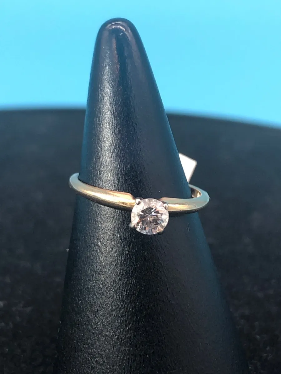 Lady's Diamond Solitaire Ring 1 Diamond .25 Carat T.W. 14K Yellow Gold