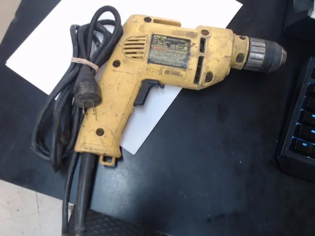 DeWalt DW106 Corded Drill
