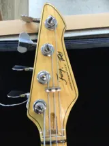 Peavey Fury 4 String Bass Usa Electric Guitar photo 3