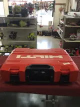 Hilti TE 6-A22 Cordless Rotary Hammer with 2 Batteries & Charger photo 3
