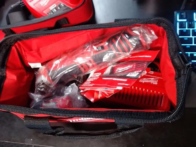 Milwaukee Tools 2426-20 Multi-Tool
