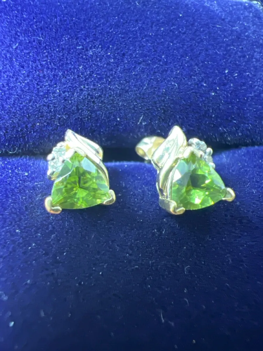 Green Stone Gold-Diamond & Stone Earrings 4 Diamonds .04 Carat T.W.