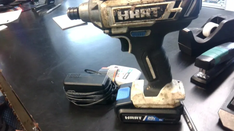 Hart HPID01 20V Impact Driver with 2.0Ah Battery & Charger