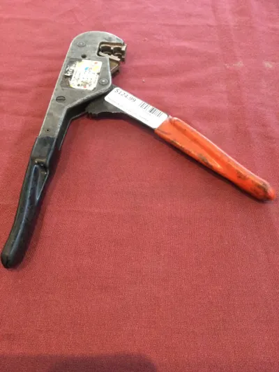 Thomas & Betts WT145 Crimper Hand Tool