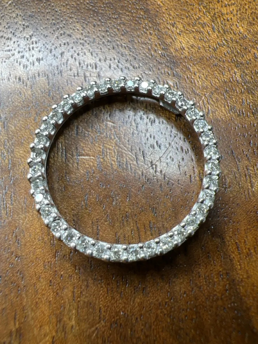 Pendant 40 Diamonds .40 Carat T.W. 10K White Gold 1.6dwt