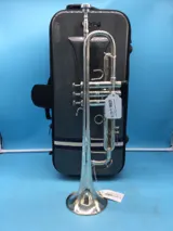 Trumpet Vincent Bach Stradivarius Model 37 with Case photo 1