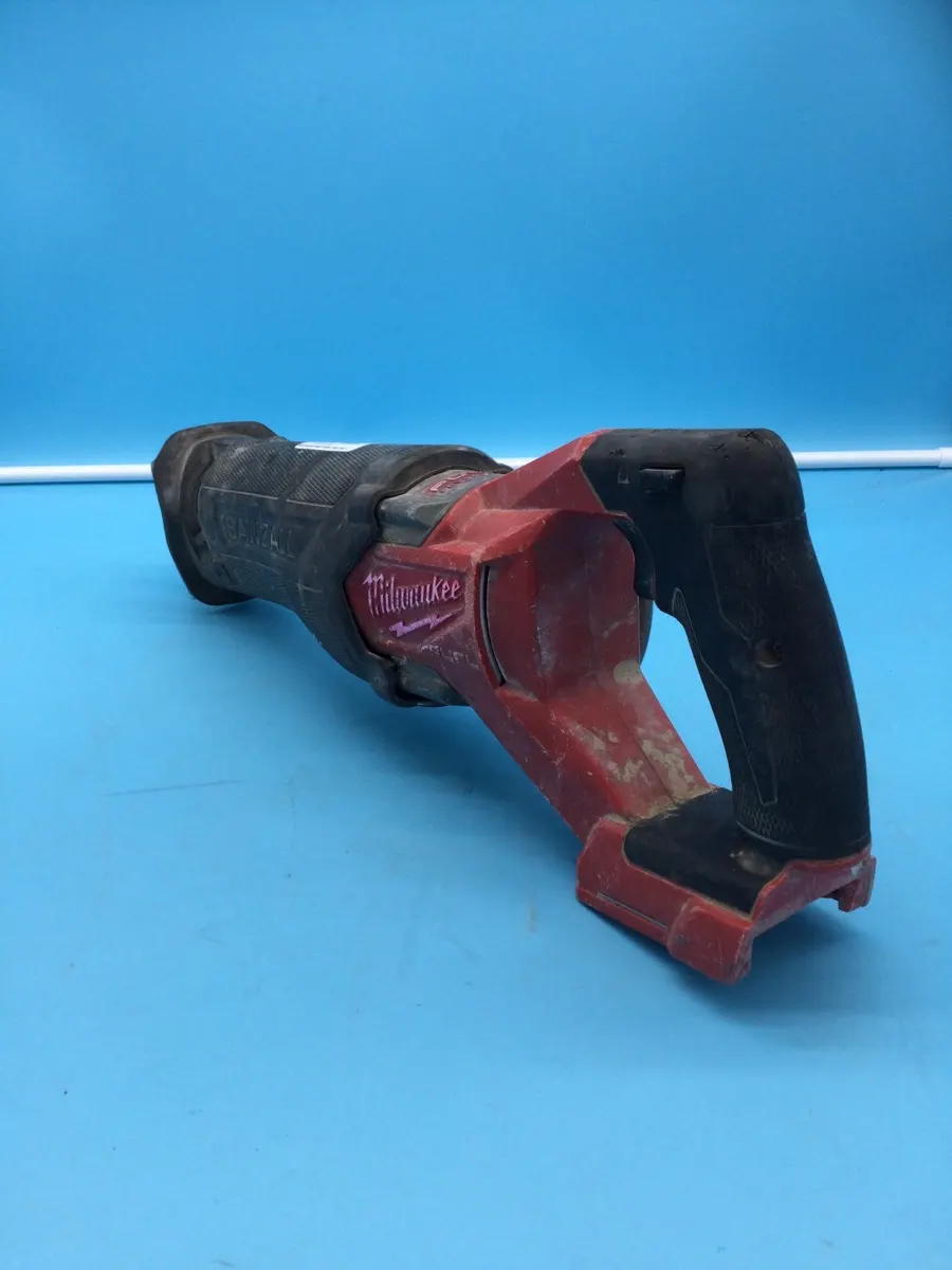 Milwaukee 2821-20 M18 Fuel Reciprocating Saw