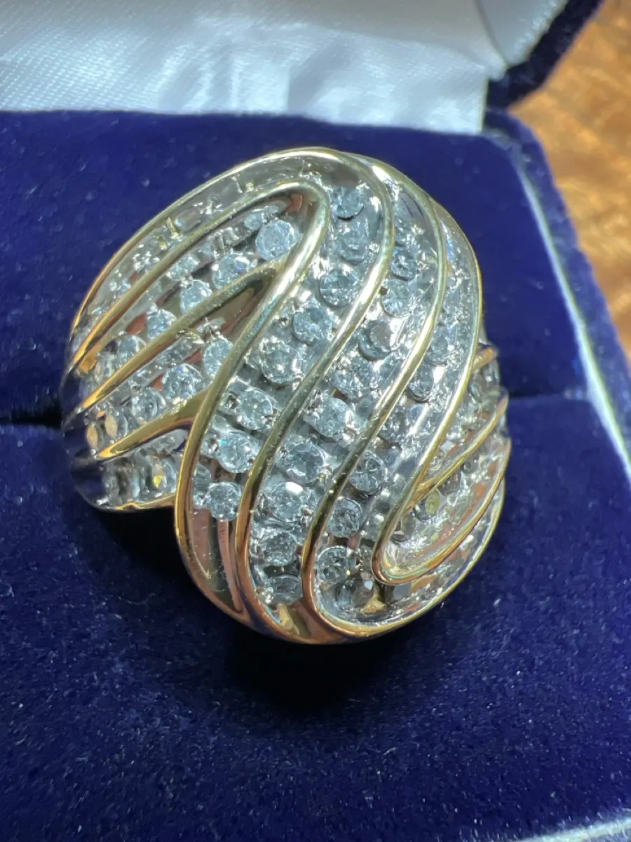Gent's Ring 68 Diamonds 1.36 Carat T.W. 10K Yellow Gold