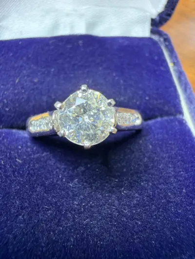 Platinum-Diamond Wedding Set 7 Diamonds 1.18 Carat T.W. 950 Platinum