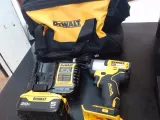DeWalt DCF840 20V Impact Driver with 5.0Ah Battery, Charger & Bag photo 4