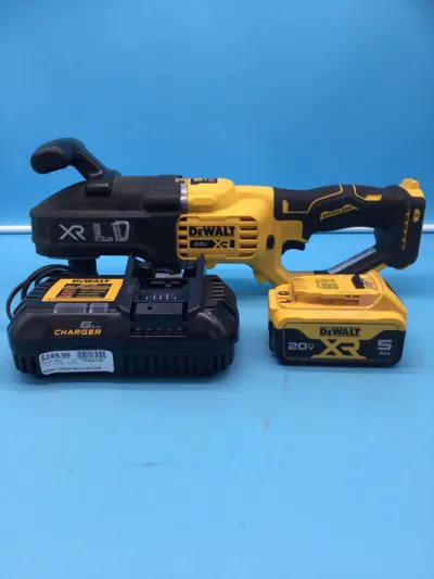 DeWalt Stud and Joist Drill Model DCD443 with Bat & Chr
