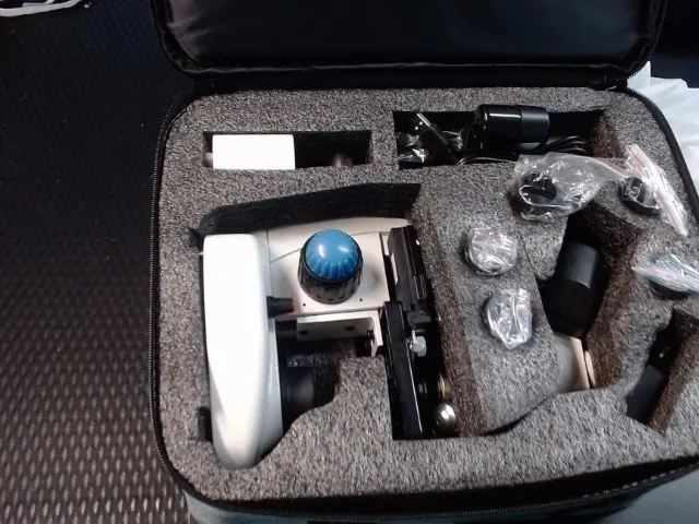 Microscope