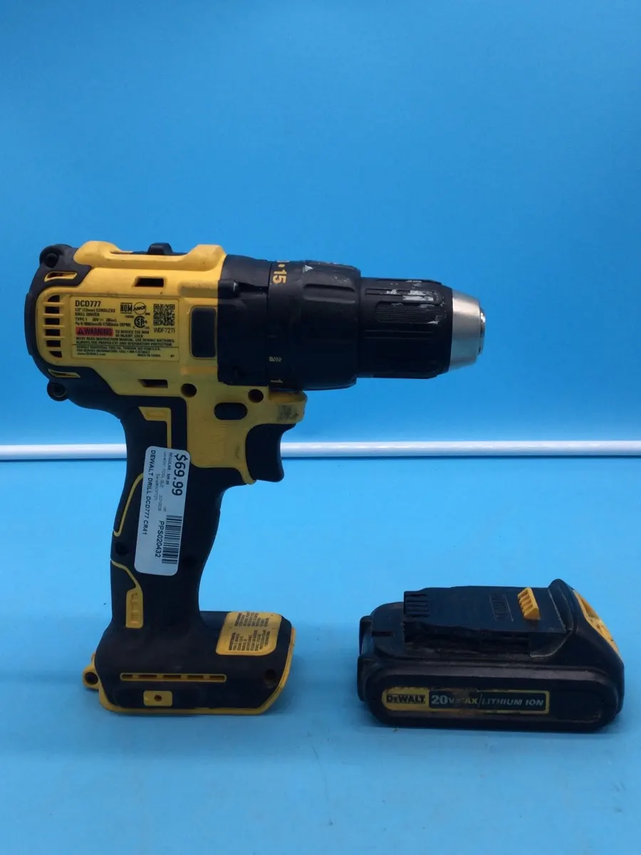 DeWalt DCD777 20V Cordless Drill with Battery