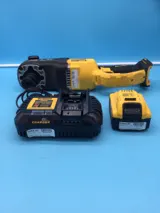 DeWalt DCD443 20V Stud & Joist Drill with 5.0Ah Battery & Charger photo 3