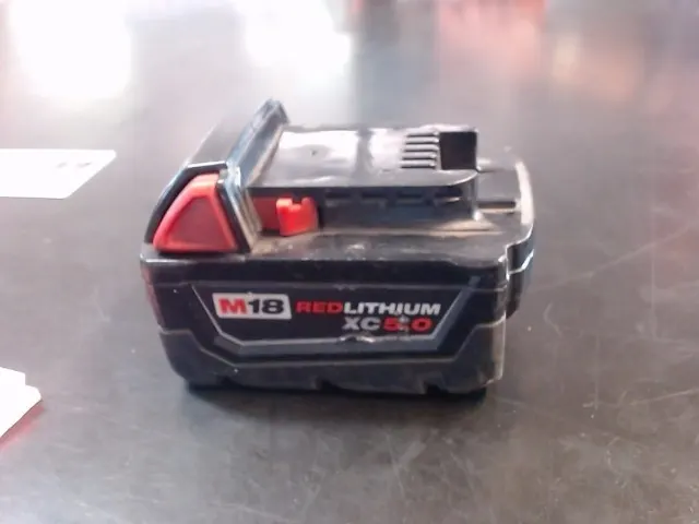 Milwaukee Tools Battery M18 Red