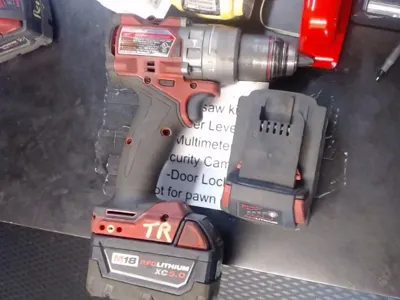 Milwaukee Drill 20V Model 2904-20 W/Battery