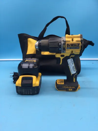 DeWalt Drill 20V with Charger Model DCD799