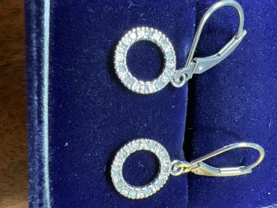 Gold-Diamond Earrings 20 Diamonds .20 Carat T.W. 10K White Gold 0.7D