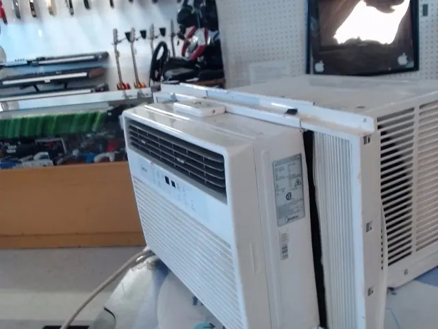 Midea Air Conditioner MAW12S1WWT