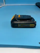 DeWalt DCB201 20V 1.5Ah Battery photo 2
