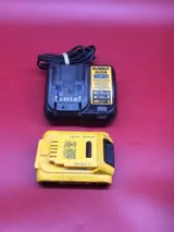 DeWalt DCF809 Impact Wrench with Battery & Charger photo 5