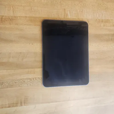 Apple iPad (A16) MD4Q4LL/A 128GB Tablet