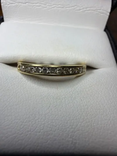Lady's Diamond Wedding Band 13 Diamonds .26 Carat T.W. 14K Yellow Go