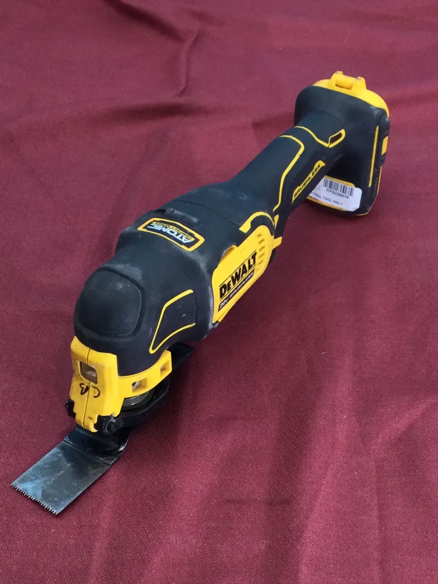 DeWalt 20V DCS354 Multi-Tool - Tool Only