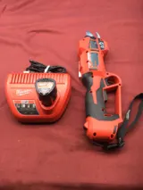 Milwaukee 2534-20 M12 Pruning Shears with Battery & Charger photo 2