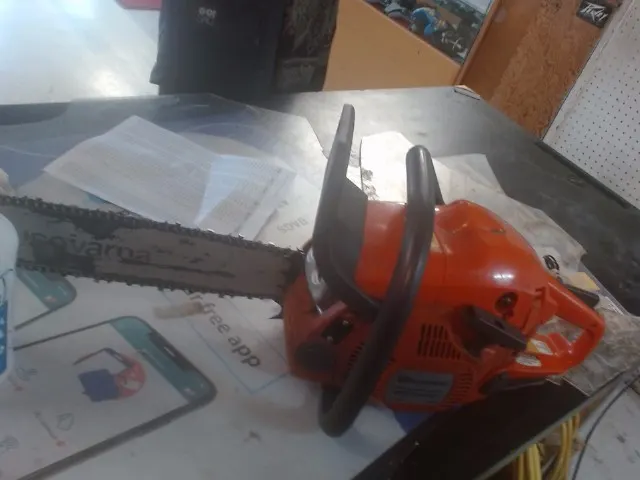Husqvarna Chainsaw 450 Rancher
