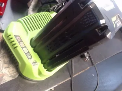 Greenworks 60V Battery Charger with 4.0Ah Battery