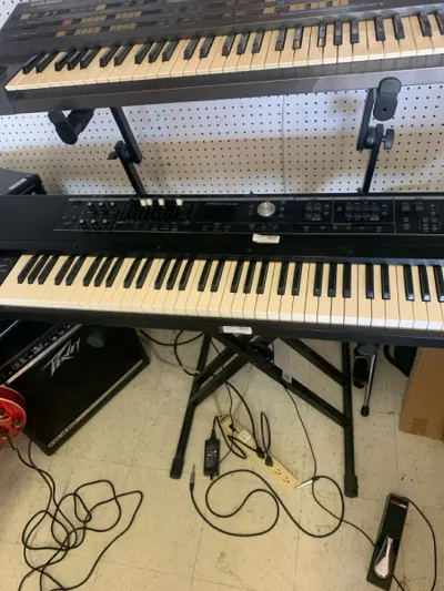 Roland Keyboard Model VR-730 with Soft Case