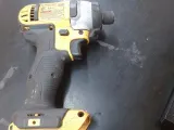 DeWalt DCF885 20V 1/4" Impact Driver, Tool Only photo 2