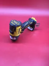 DeWalt DCF809 Impact Wrench with Battery & Charger photo 2