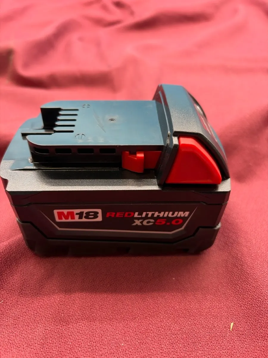 Milwaukee 48-11-1850 M18 XC5.0 Battery