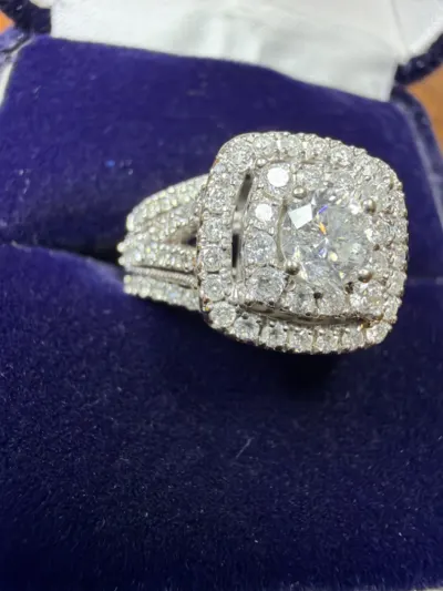 Lady's Diamond Wedding Set 99 Diamonds 1.90 Carat T.W. 14K White Gold