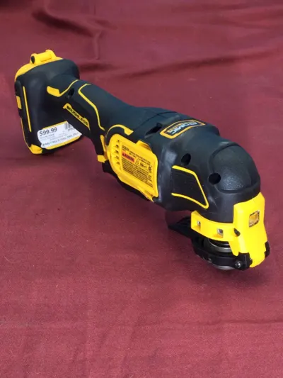 DeWalt DCS354/N01HZQ3 Multi-Tool - Tool Only