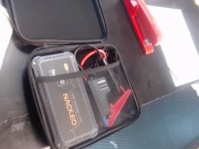 8000 Amp Jump Starter Power Pack