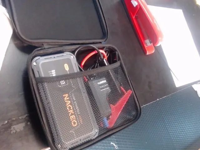 8000AMP Jump Starter Charge Pack Battery & Charger