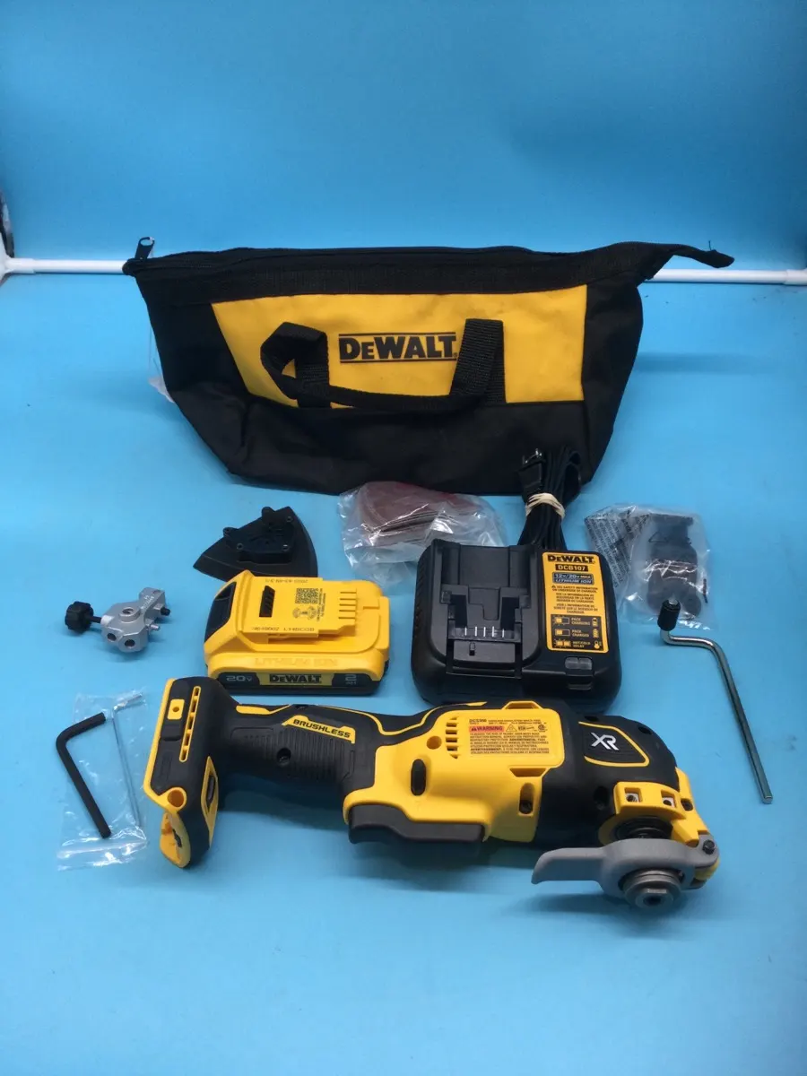 DeWalt 20V DCS356 Multi-Tool with Charger & Battery