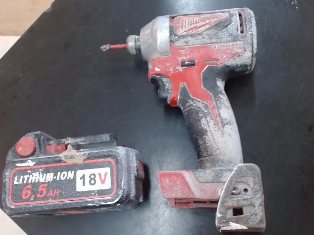 Milwaukee 3650-20 M18 Impact Driver with Battery, No Charger