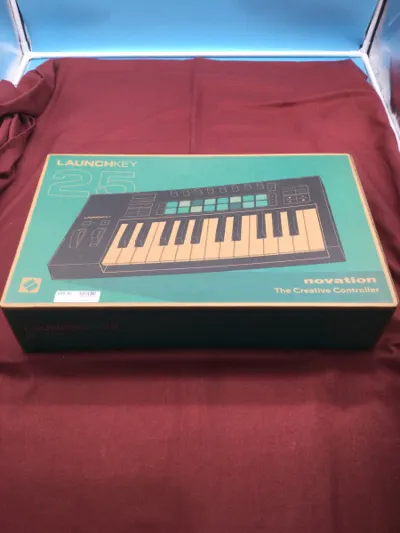 Keyboard Novation Launchkey 25
