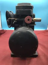 Husky 0100211A 1 Gallon Air Compressor photo 2