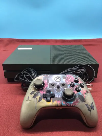 Xbox One S 1TB with Controller