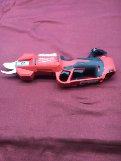 Milwaukee Pruning Shears Model 2534-20