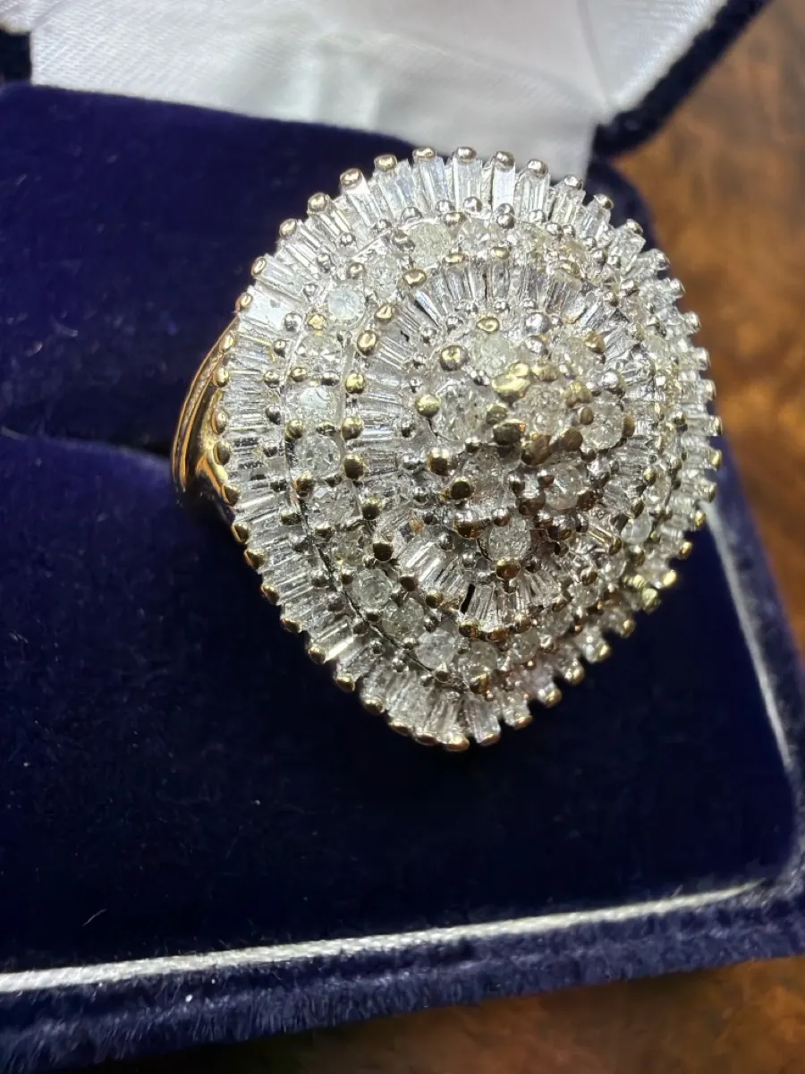 Lady's Ring 92 Diamonds .92 Carat T.W. 14K Yellow Gold