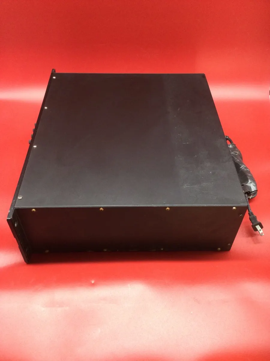 Vocopro DVG-808K Karaoke Machine