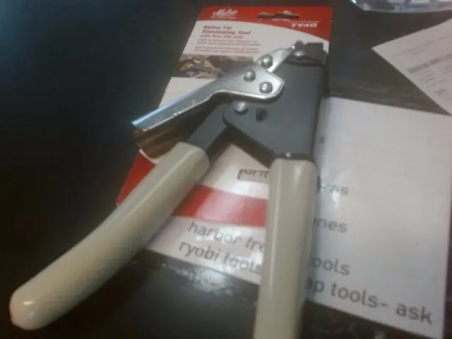 Malco TY4G Tie Tensioning Cement Hand Tool