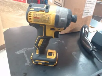 DeWalt DCF887 (Tool Only) Impact Wrench