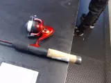 Shakespeare Ugly Stik Dock Runne Fishing Rod & Reel photo 2